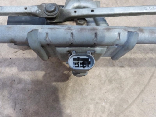 Moteur essuie glace avant RENAULT CLIO 2 PHASE 1 Essence