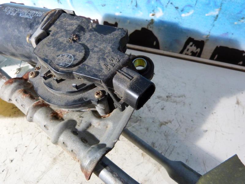 Moteur essuie glace avant TOYOTA YARIS 1 PHASE 1 Essence