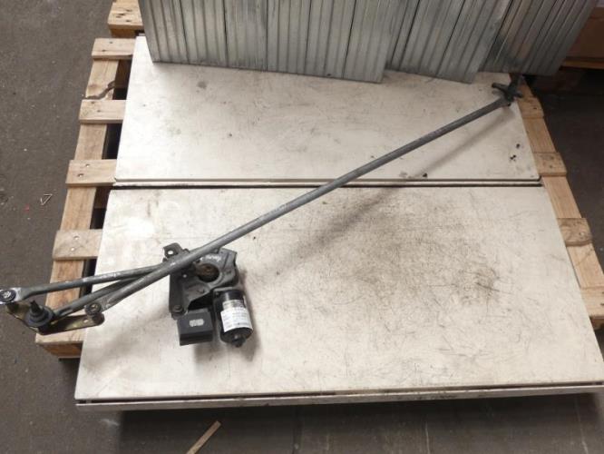 Moteur essuie glace avant MERCEDES CLASSE A 168 PHASE 1