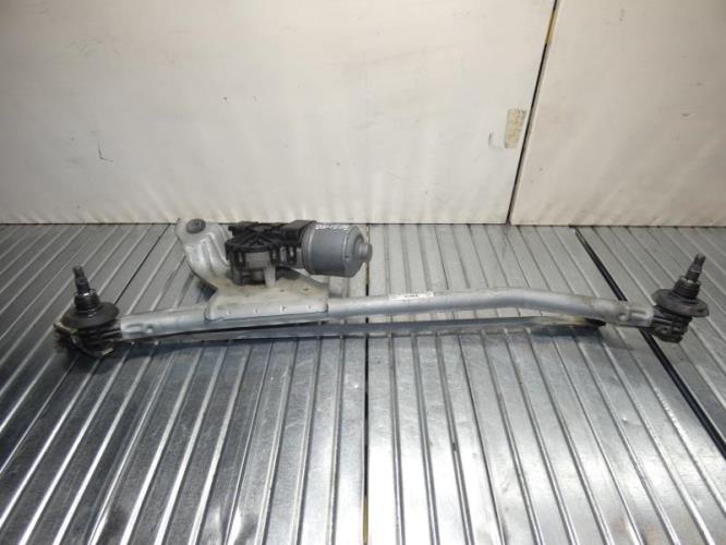 Moteur essuie glace avant DACIA Diesel