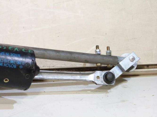 Moteur essuie glace avant RENAULT Essence