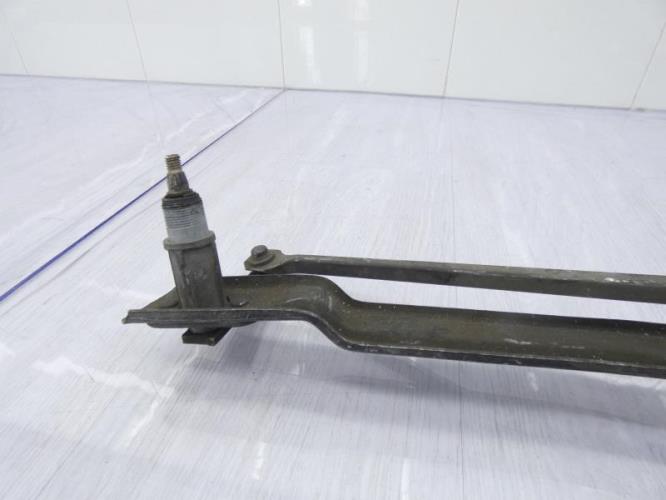 Moteur essuie glace avant VOLKSWAGEN GOLF 2