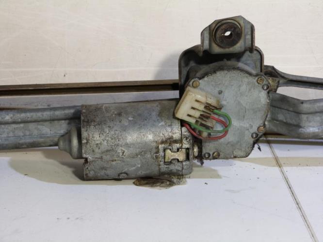 Moteur essuie glace avant VOLKSWAGEN Essence