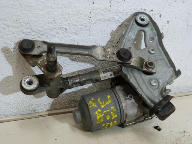 Moteur essuie glace avant gauche PEUGEOT 3008 1 PHASE 1 Diesel