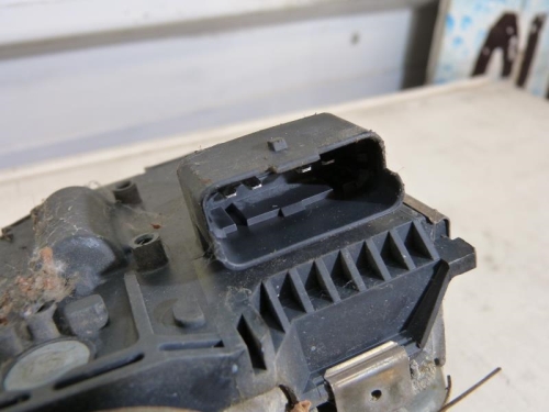 Moteur essuie glace avant gauche PEUGEOT 407 PHASE 1 BREAK Diesel