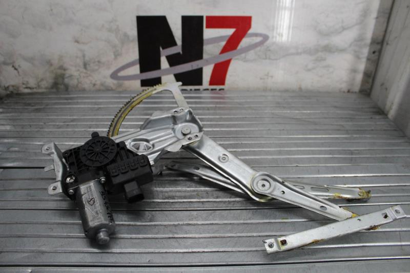 Moteur leve vitre avant droit OPEL ASTRA H GTC PHASE 1 Diesel