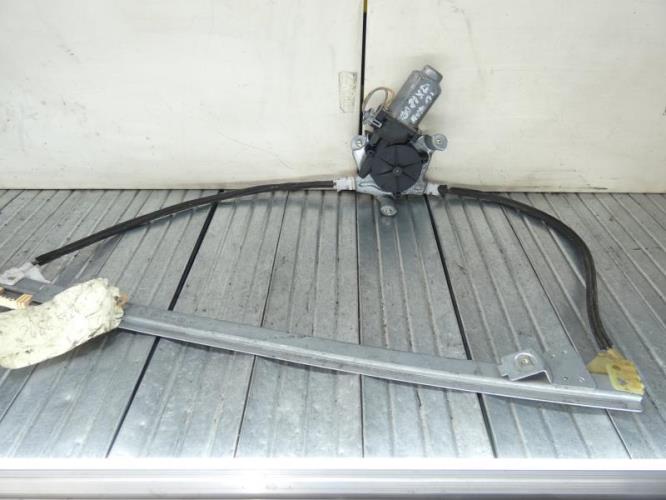 Moteur leve vitre avant droit RENAULT SCENIC 1 PHASE 2 Essence