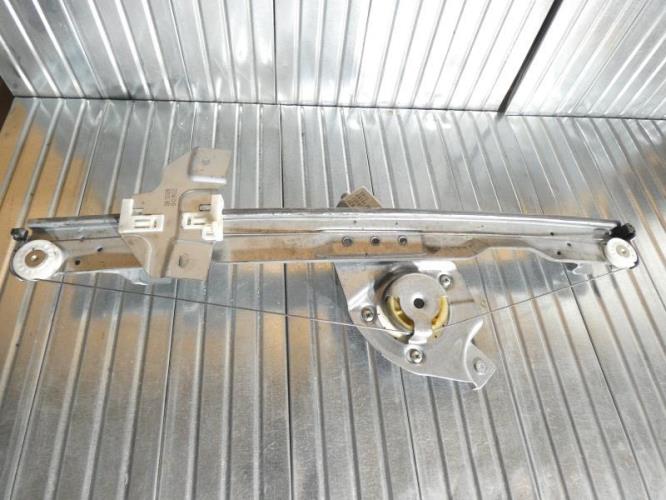 Moteur leve vitre avant gauche DACIA SANDERO 1 Diesel