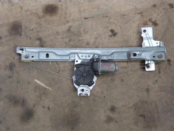 Moteur leve vitre avant gauche PEUGEOT Diesel