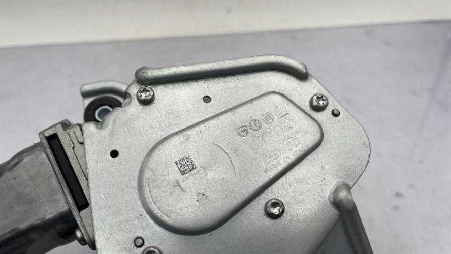Moteur essuie glace arriere JEEP RENEGADE PHASE 2 Essence