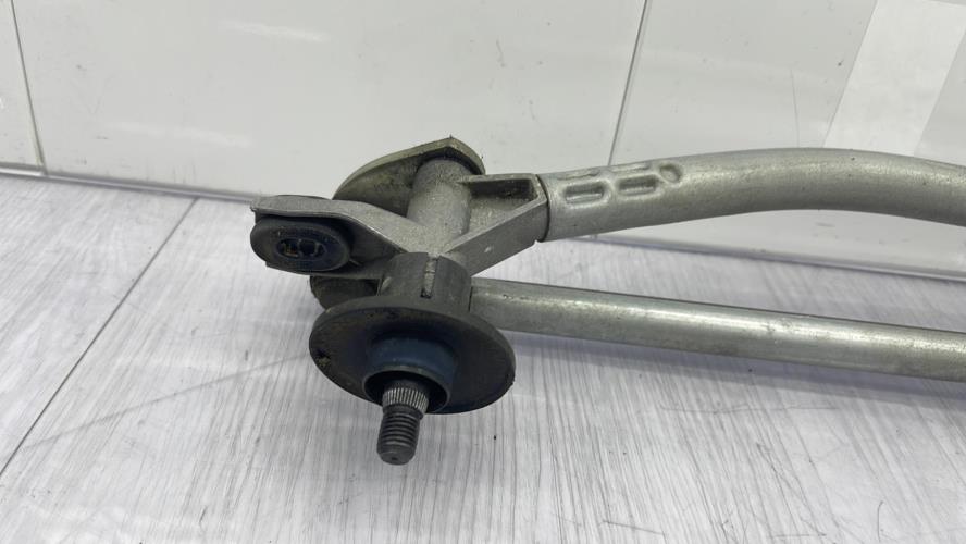 Moteur essuie glace avant OPEL MERIVA B PHASE 1 Essence