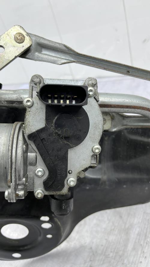 Moteur essuie glace avant FORD FIESTA 5 PHASE 1 Diesel