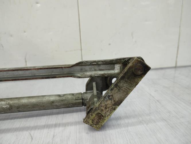 Moteur essuie glace avant VOLKSWAGEN