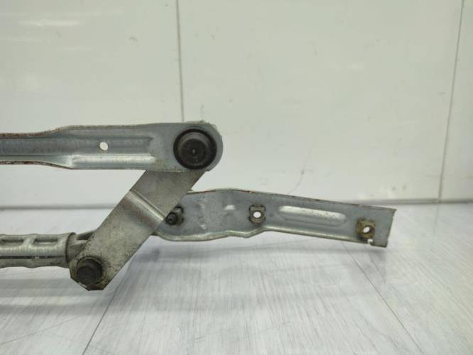 Moteur essuie glace avant VOLKSWAGEN GOLF 6 Diesel