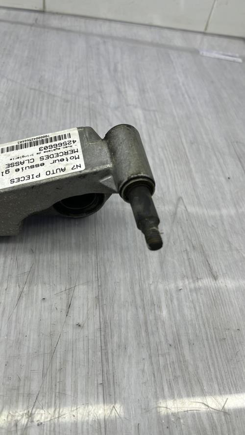 Moteur essuie glace avant MERCEDES CLASSE C 203 PHASE 1 BREAK Diesel