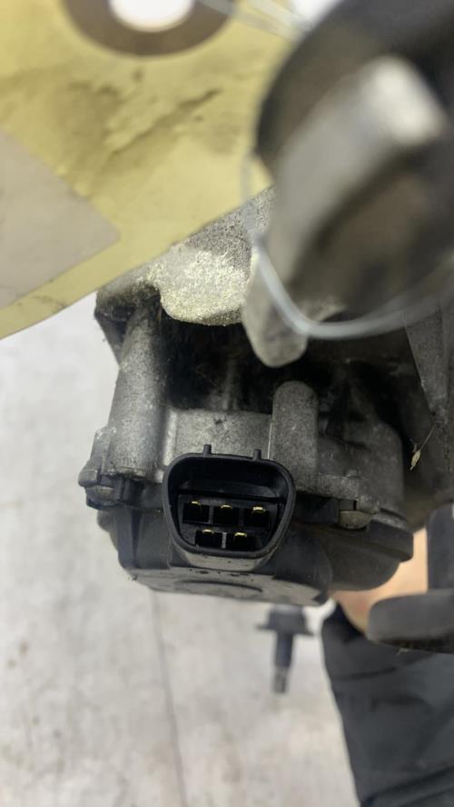 Moteur essuie glace avant HONDA FR-V Diesel