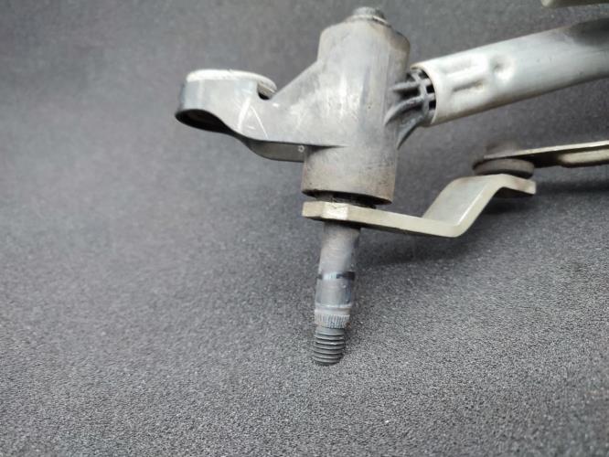 Moteur essuie glace avant RENAULT TWINGO 2 PHASE 1 Essence