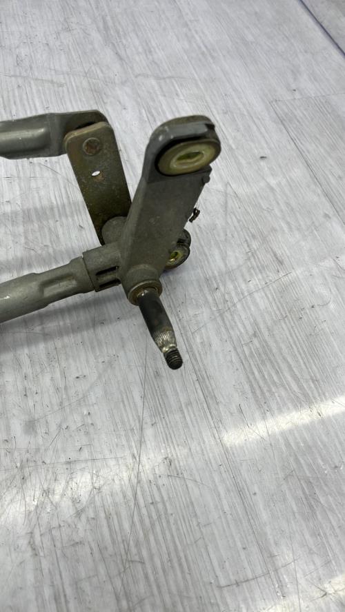 Moteur essuie glace avant TOYOTA AVENSIS 1 PHASE 1 Essence