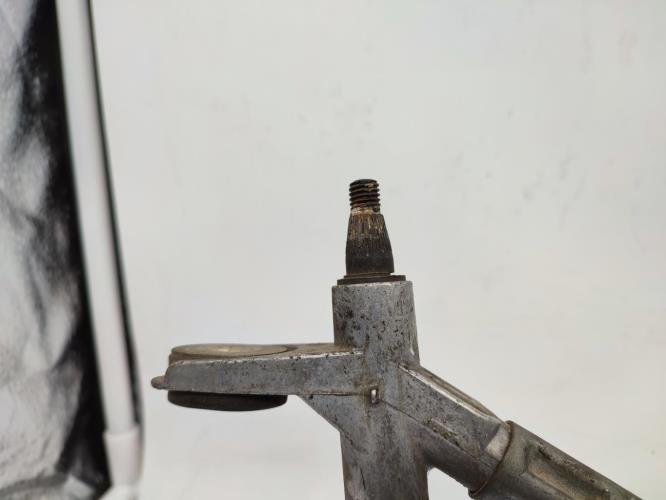 Moteur essuie glace avant AUDI