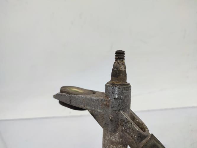 Moteur essuie glace avant AUDI