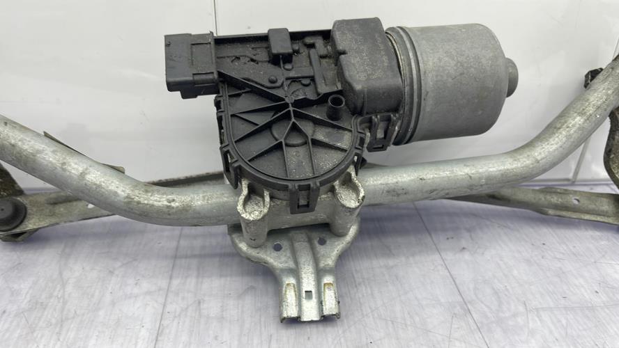 Moteur essuie glace avant PEUGEOT 208 1 PHASE 1 Diesel