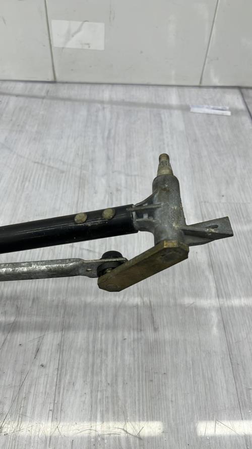 Moteur essuie glace avant AUDI 80 3 PHASE 1 Essence