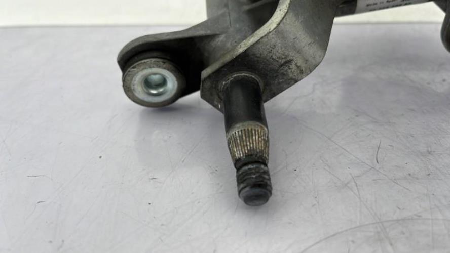 Moteur essuie glace avant droit OPEL VIVARO 1 PHASE 2 Diesel