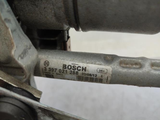 Moteur essuie glace avant gauche PEUGEOT 3008 1 PHASE 1 Diesel