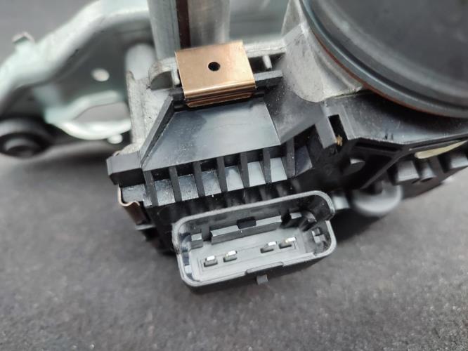 Moteur essuie glace avant gauche PEUGEOT 3008 1 PHASE 1 Diesel