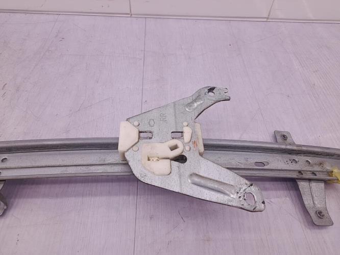 Moteur leve vitre arriere droit NISSAN PRIMERA 2 PHASE 1 BREAK Diesel