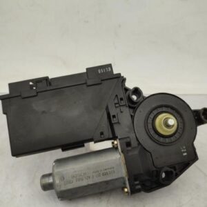 Moteur leve vitre avant droit AUDI A4 2 PHASE 1 Diesel