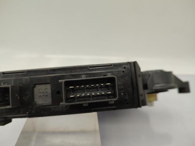 Moteur leve vitre avant gauche PEUGEOT 307 PHASE 1 BREAK Diesel