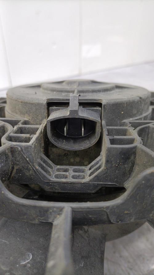 Moto ventilateur radiateur FORD FIESTA 5 PHASE 2 Diesel