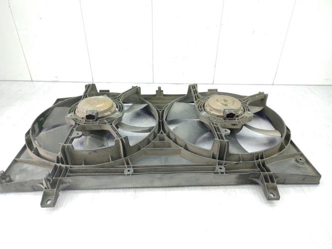 Moto ventilateur radiateur NISSAN ALMERA TINO PHASE 1 Diesel