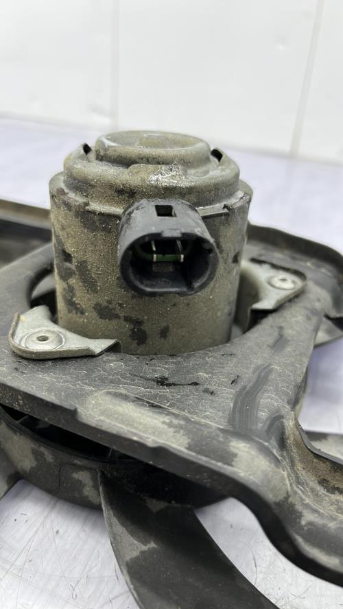 Moto ventilateur radiateur RENAULT TWINGO 1 PHASE 3 Essence