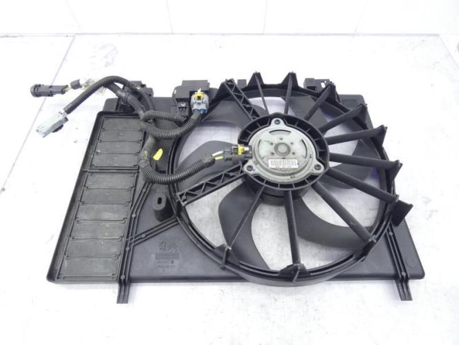 Moto ventilateur radiateur CITROEN C5 2 Diesel