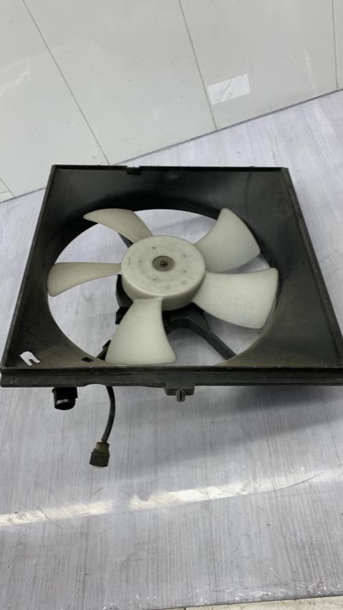 Moto ventilateur radiateur MITSUBISHI COLT 4 Essence