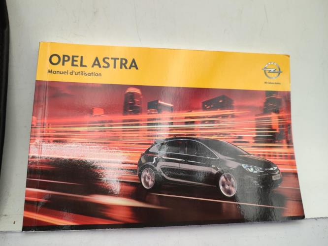 Notice d'utilisation OPEL ASTRA J PHASE 1 Diesel