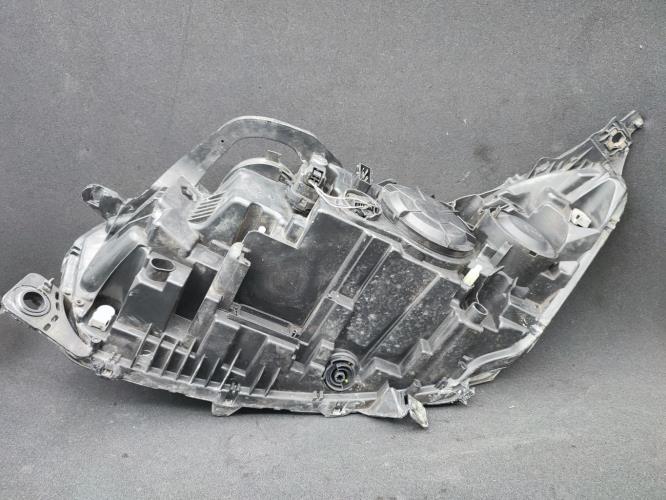 Optique avant principal droit (feux)(phare) CITROEN C5 2 BREAK Diesel