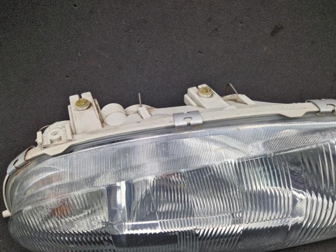 Optique avant principal droit (feux)(phare) FORD FIESTA 4 PHASE 1 Diesel