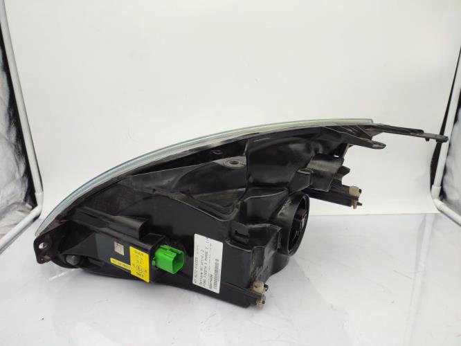 Optique avant principal droit (feux)(phare) FORD FIESTA 5 PHASE 1 Diesel