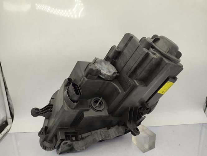 Optique avant principal droit (feux)(phare) VOLKSWAGEN TOURAN 1 PHASE 2 Diesel
