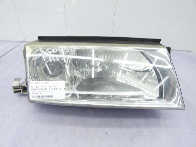 Optique avant principal droit (feux)(phare) SKODA OCTAVIA 1 PHASE 1 Diesel