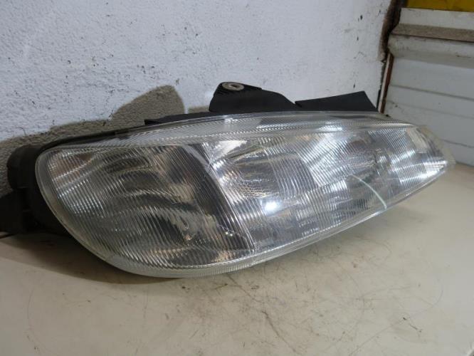 Optique avant principal droit (feux)(phare) PEUGEOT 406 PHASE 1 Diesel