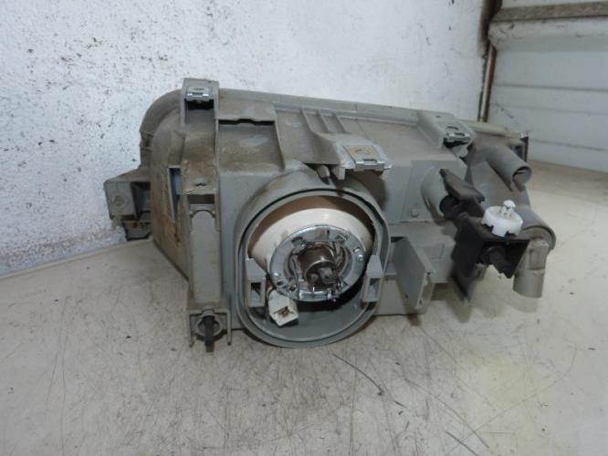 Optique avant principal droit (feux)(phare) RENAULT CLIO 1 PHASE 2 Essence