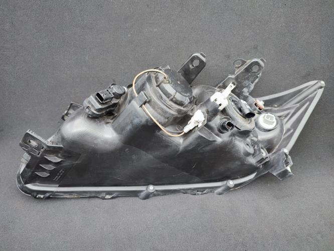 Optique avant principal droit (feux)(phare) TOYOTA RAV4 3 PHASE 3 Diesel