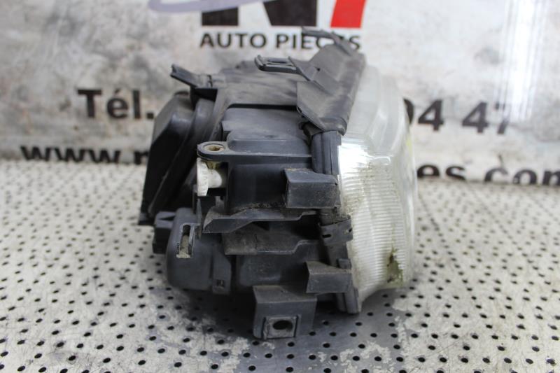 Optique avant principal droit (feux)(phare) AUDI A4 1 PHASE 1 Diesel