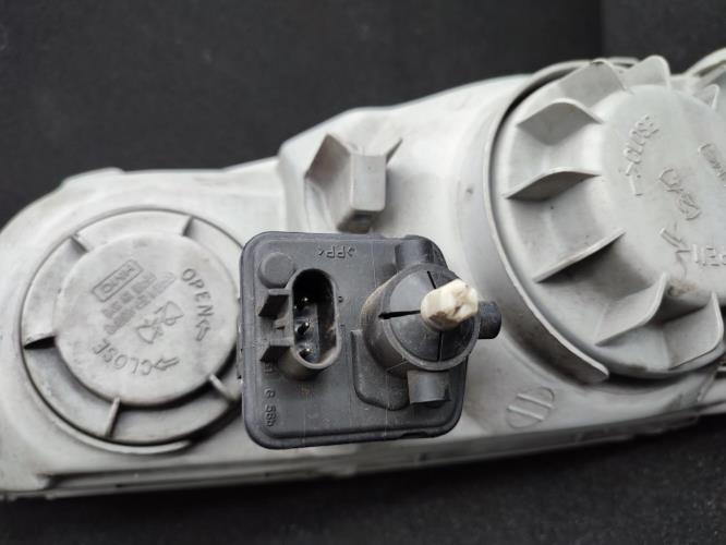Optique avant principal droit (feux)(phare) HYUNDAI SATELLITE 1 PHASE 1 Diesel