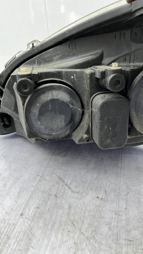 Optique avant principal droit (feux)(phare) OPEL ASTRA H PHASE 1 BREAK Diesel