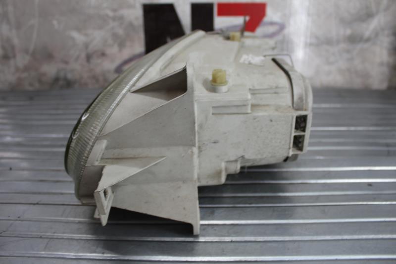 Optique avant principal droit (feux)(phare) FORD ESCORT 6 Essence